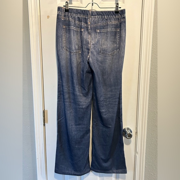 Mila Rosabella Sweatpant Jeans, Large - Picture 9 of 12